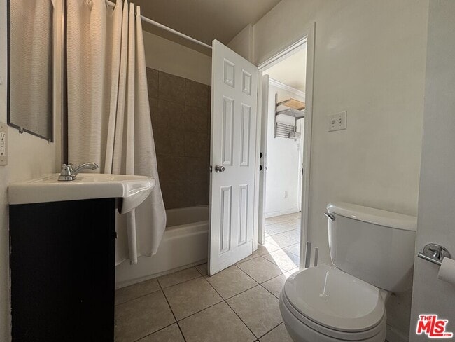 Photo - 1516 Talmadge St Unit UBU