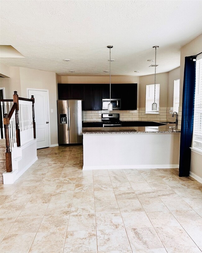 Photo - 25250 Laird Knoll St