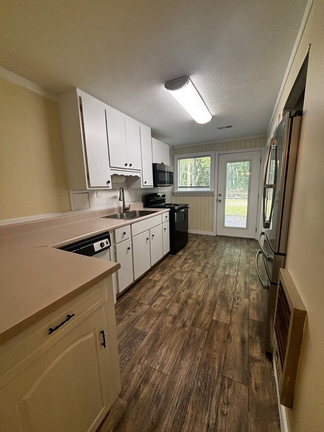 Photo - 1641 Rayonier Rd