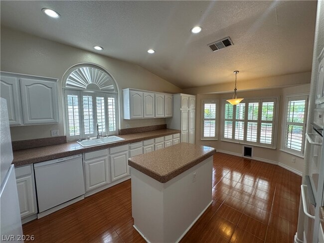Photo - 2109 N Cedar Hills St
