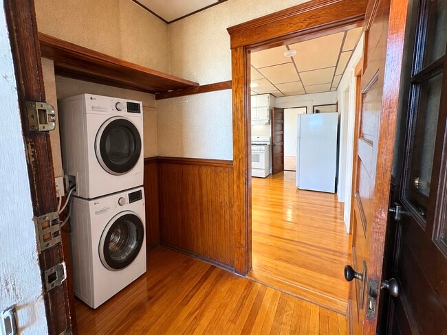 Photo - 16 Plantation St Unit Apt3