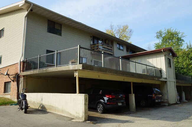 Photo - Affordable Stoughton 2-Bedroom Apartment with FREE Heat Unidad 717-09