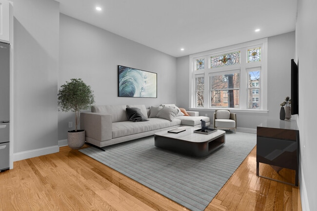 Photo - 8 Kilsyth Rd Unit 3