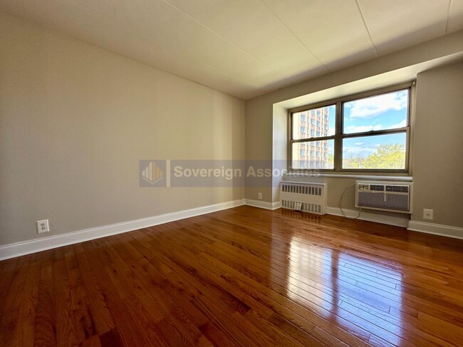 111 North Third Ave - 111 North Third Ave Apartment Unit 4V