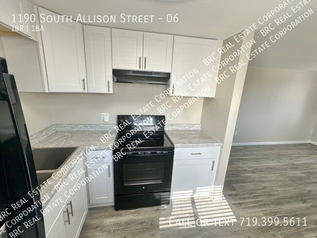 Photo - 1190 S Allison St Unidad 06