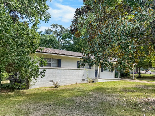 Photo - 107 Ann Dr