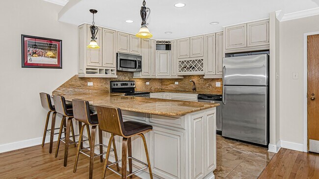 Photo - 211 E Ohio St Unit 621