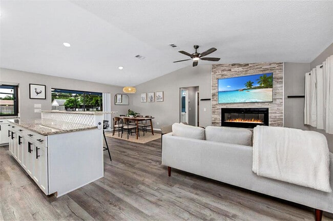 Photo - 1481 SW Gastador Ave