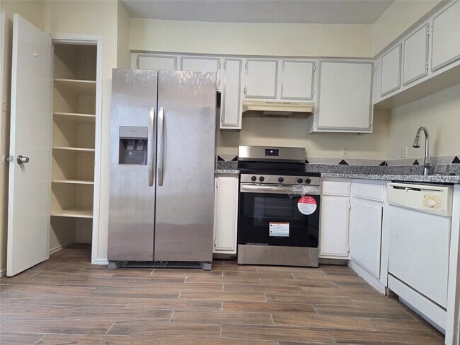 Photo - 11545 S Kirkwood Rd