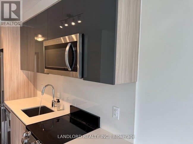 Photo - 11 Maryport Ave Unit 116