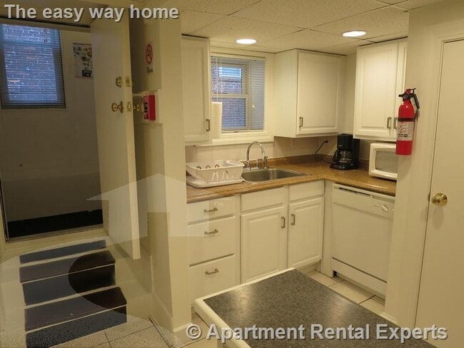 Photo - 25 Lambert St Unidad #B