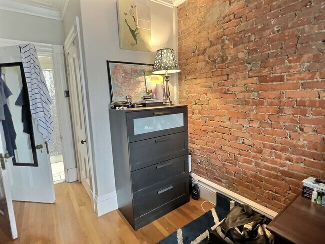 Photo - 259 W Newton St Unit 9