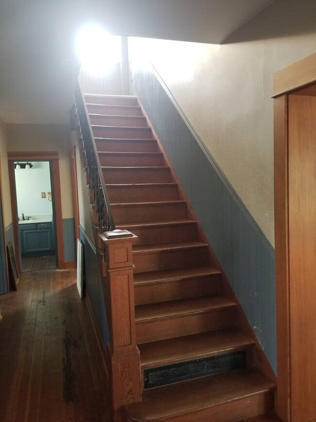 Photo - 1418 83rd Ave SE