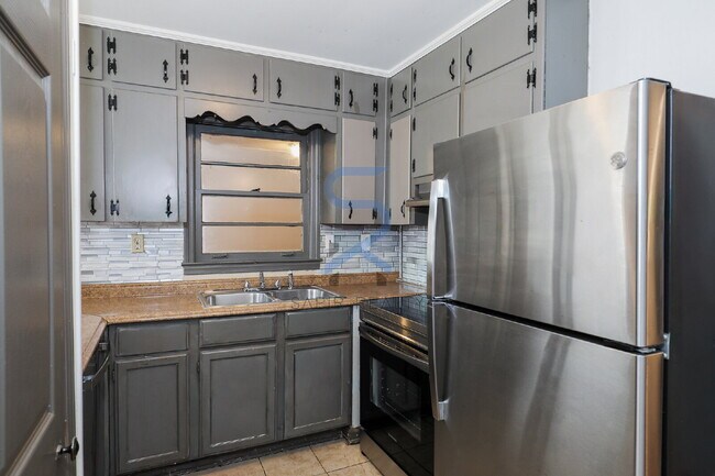 Photo - 1678 Bagpipe Pl