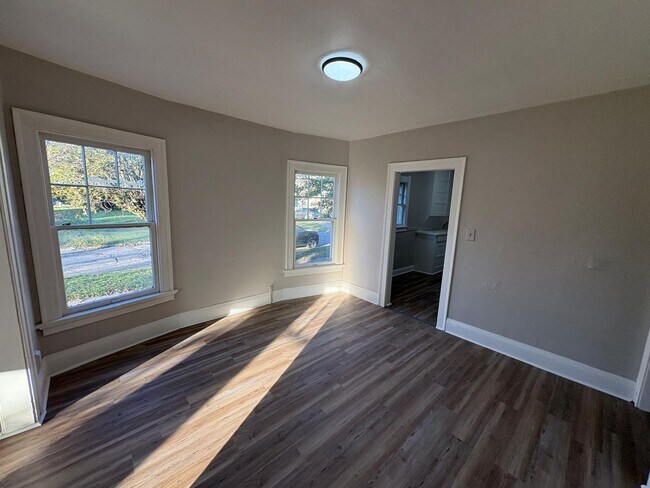 Photo - 2330 Upton Ave Unit 2330 Upton (Lower)