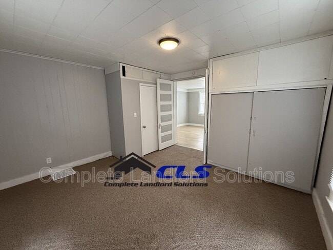 Photo - 2401 Garfield Ave
