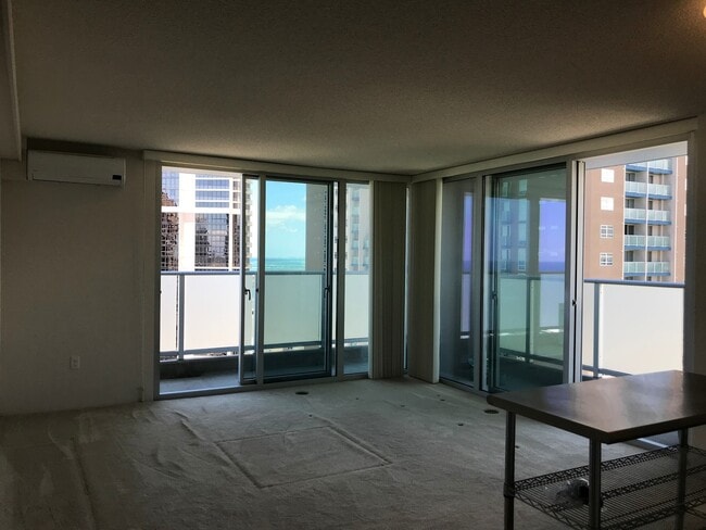 Photo - 801 South St