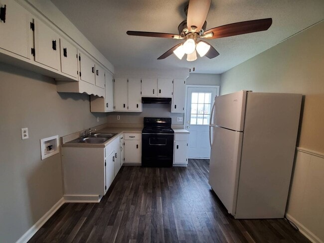 Photo - Tandy Drive Apartments Unit 145 Tandy Apt. B