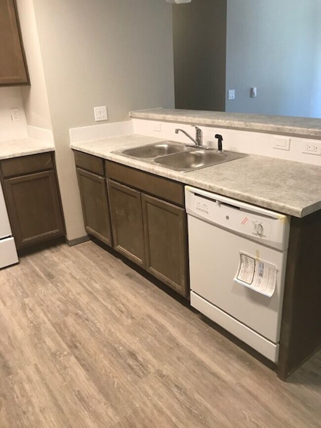 Silverado Apartments