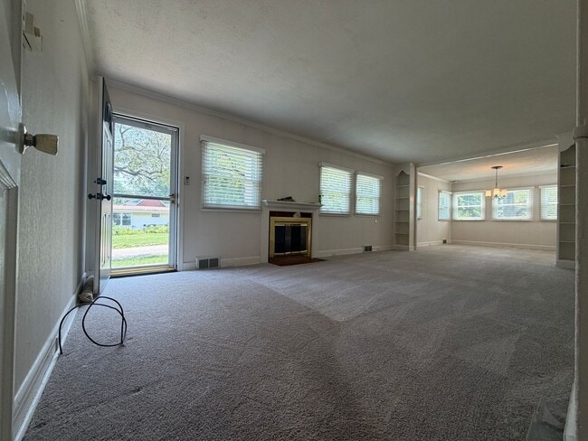 Photo - 3 Bedroom Ranch - Available Now