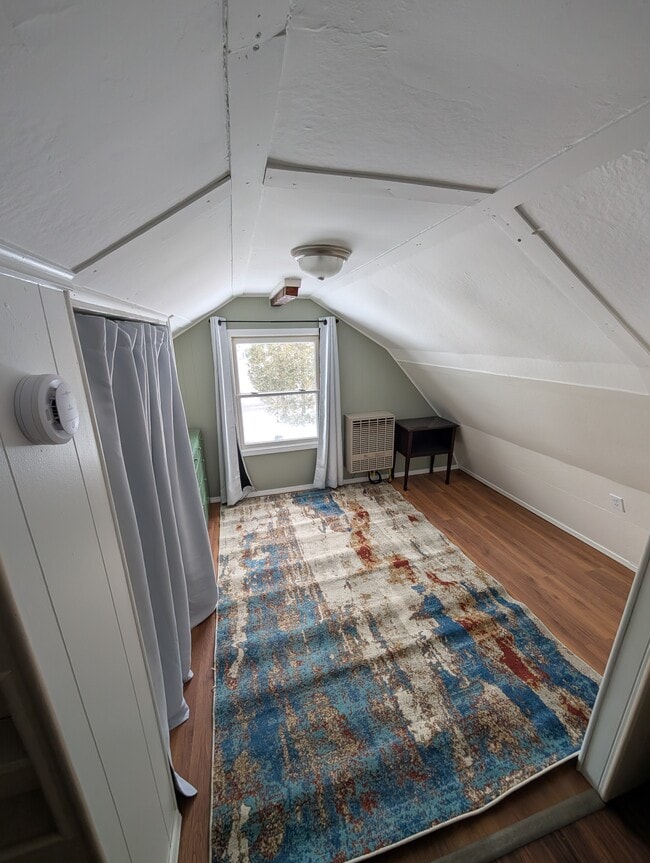 Photo - 256 Sargent Rd Unidad Studio apartment