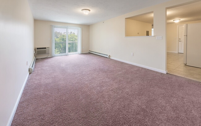 Photo - Four Seasons South