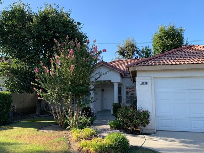 Photo - Beautiful Home Call 834-4202