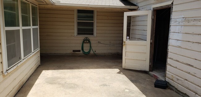 Photo - 1311 Patricia Dr