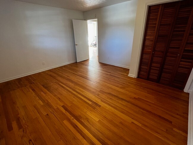 Living Room - 131 Freedom Dr