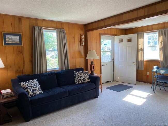 Photo - 39 Brockett Rd