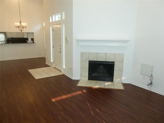 Photo - 2918 Ranch to Market Rd 620 Unidad Y194