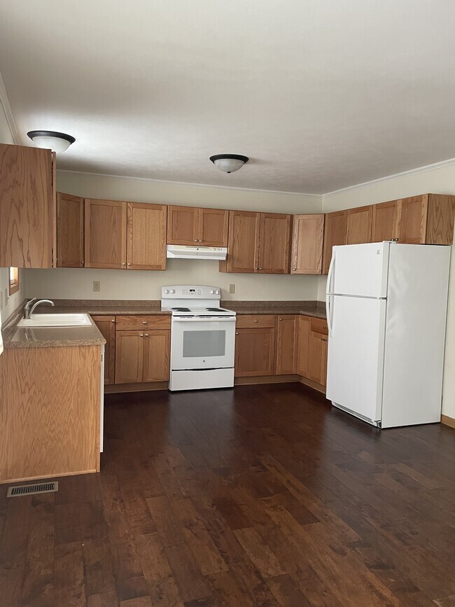 Photo - 206 W Albro St