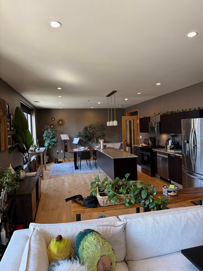 3104 W Lake St Condo Unit 306 Condo for Rent in Minneapolis, MN