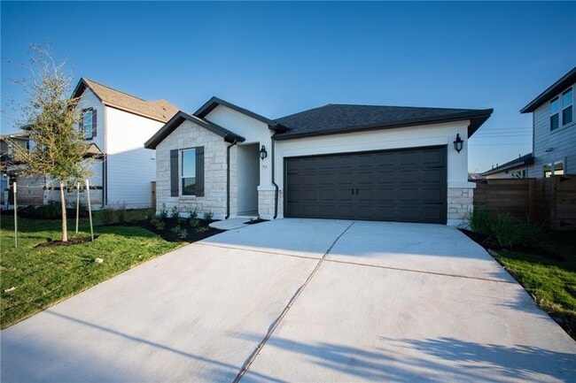 Photo - 524 Foresail Rd