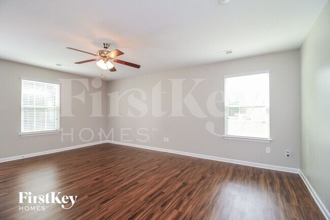 Photo - 247 Sawyer Ln