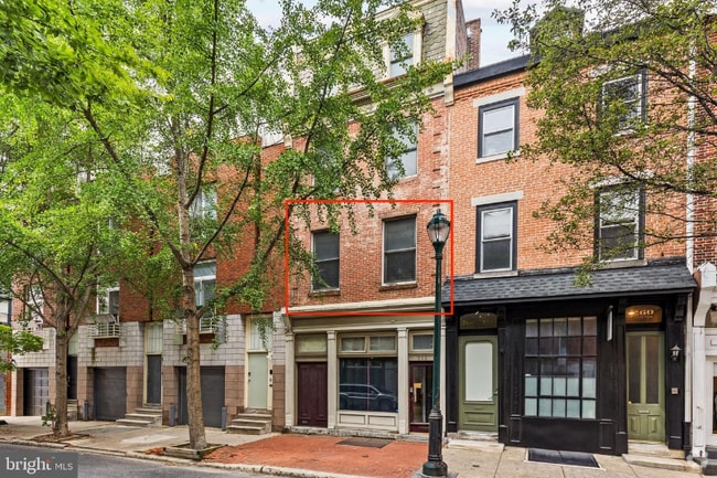 Building Photo - 262 S 11th St Rental