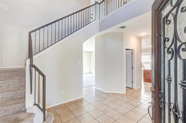 Photo - 10628 Royal Tara Cove