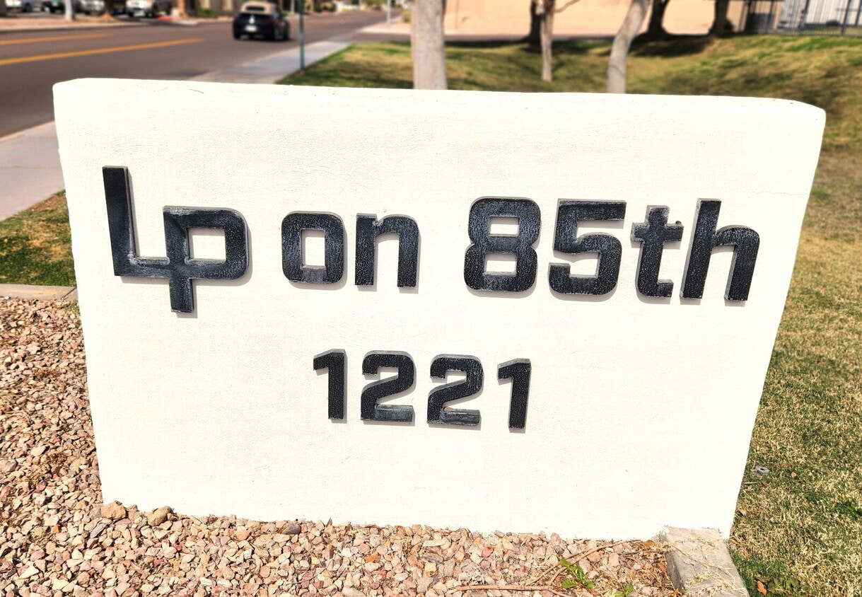 2BR/2BA Condo with Community Pool & Spa in... - 2BR/2BA Condo with Community Pool & Spa in...