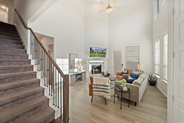 Photo - 744 Patriot Ln