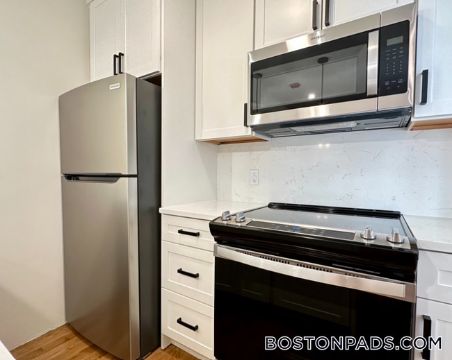 Photo - 64 N Margin St Unit 4F