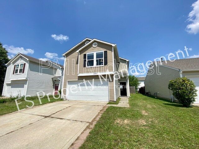Photo - 10902 Glenayr Dr