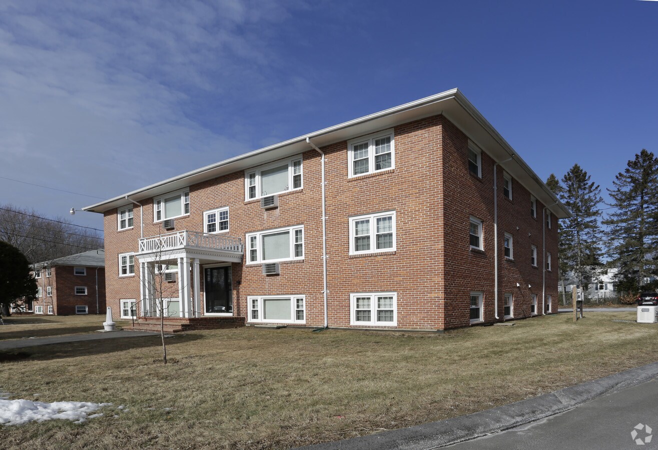 Photo - Hampton Arms Apartments