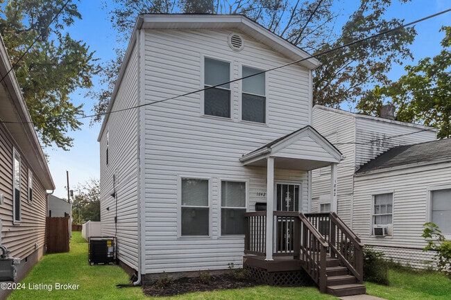 Photo - 1842 Baird St