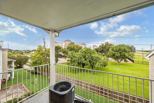 Photo - 18617 Egret Bay Blvd Unit 318