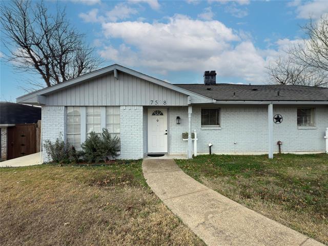 Photo - 7528 Thistle Ln