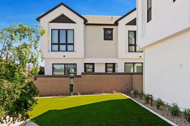 Photo - 56th at Arcadia