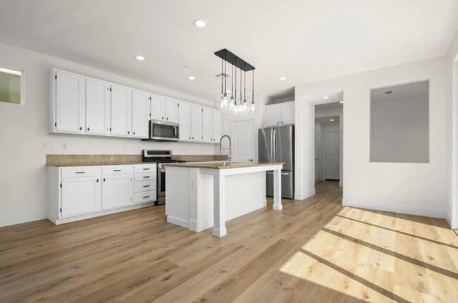 1304 Keck Rd