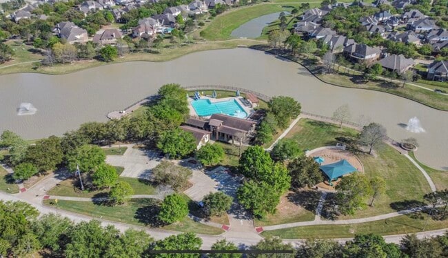 Building Photo - 20911 Sage Laurel Ln