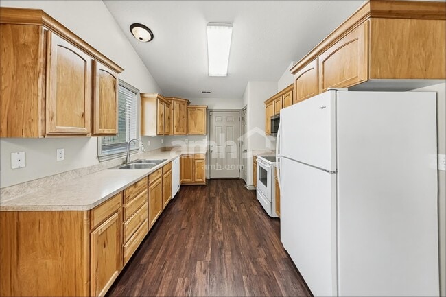 Photo - 186 Westgate Ln