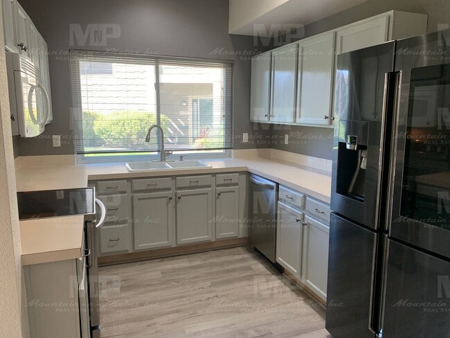 Photo - 5225 White Willow Dr Unit K130